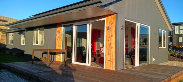 Skiwi - Wanaka Holiday Home