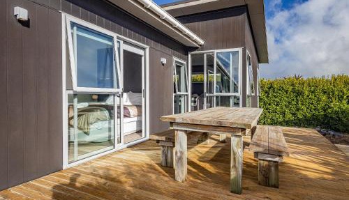 Snow-Vannah - Ohakune Holiday Home