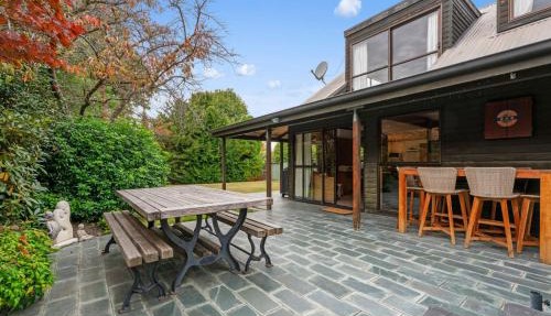 So Good On Sargood - Wanaka Holiday Home