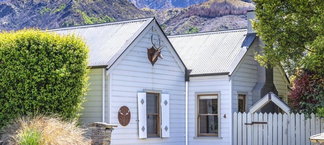 Stags head Cottage, Arrowtown Holiday Home