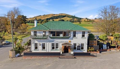 Star Hotel Waikari