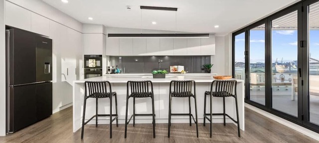 Stay Devonport - 3 Bedroom Penthouse