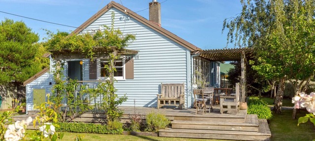 Strasbourge Cottage Cozy Escape Near the town center for Couples & Families