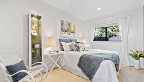 Stylish Coastal Home with Panoramic Views and Private Balcony