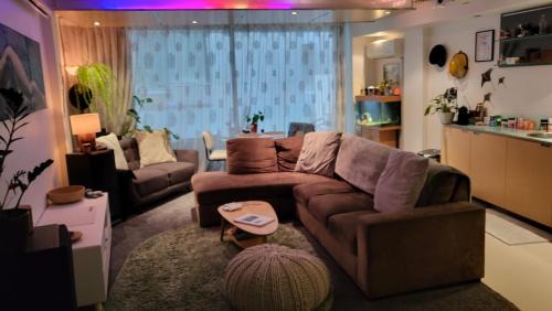 Stylish Home within Central Wellington - Free Parking