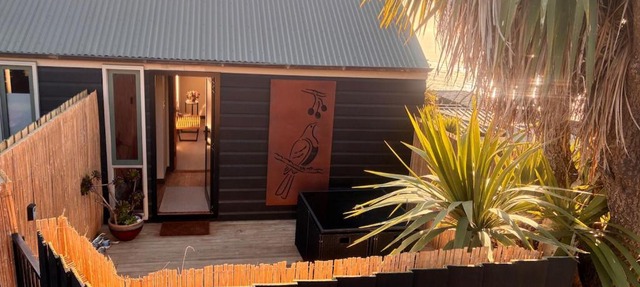 Sumner Seaview Hideaway