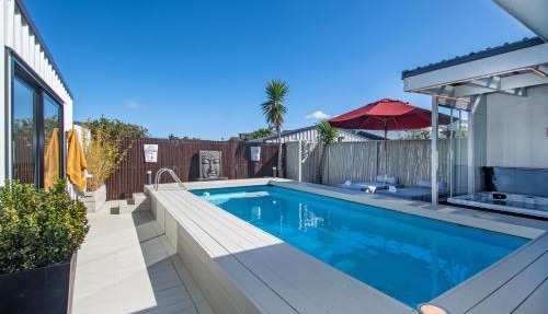 Sunkissed Pool Villa - Mangawhai Holiday Home