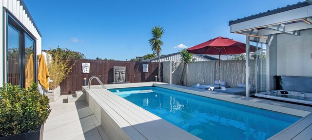 Sunkissed Pool Villa - Mangawhai Holiday Home