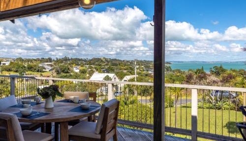 Surfdale Sunspot Spa Escape Waiheke