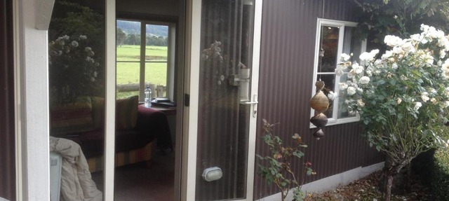 Tahakopa Lodge - Cabin