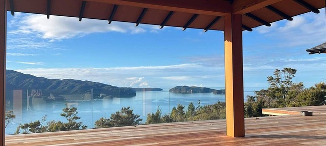 Tasman Bayview Retreat – Sea & Mountain Views