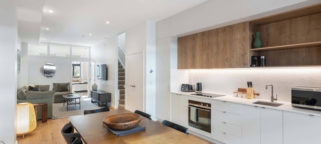 The Ascot | 3BR + Patio | Courtenay Place