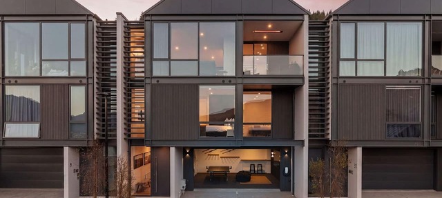 The Beech Villa - Mountain and Lake Views with Private Spa