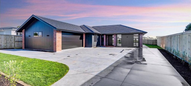 The Family home, Game Zone & Outdoor Fireplace- Sleeps 10