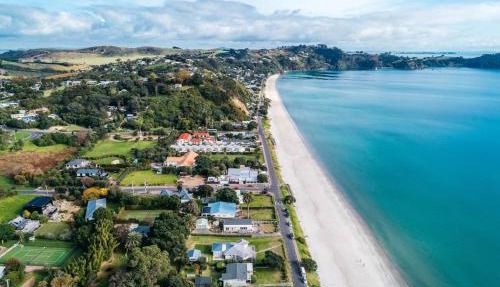 The Hibiscus - Coast & Country