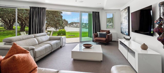 The Marina Suite