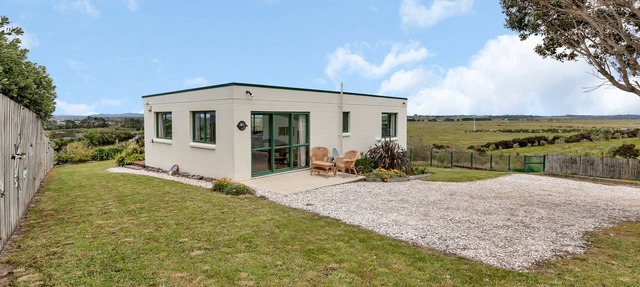 The Mermaid's Rest - Whatuwhiwhi Holiday Home