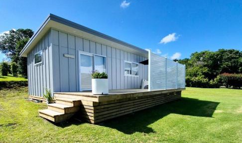 The NEST New Boutique Tiny home Inlet Water Views