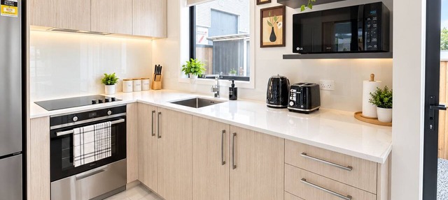 This charming townhouse, located in the heart of Christchurch Central