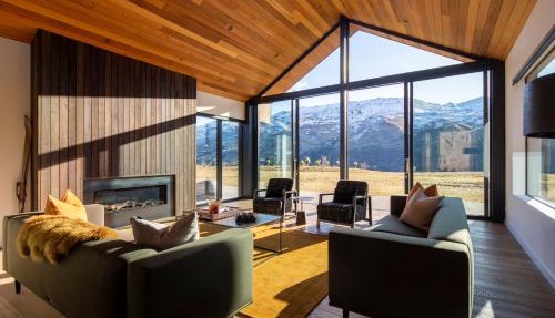 Toka Lodge
