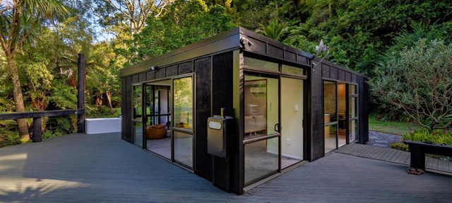 Total native bush seclusion Modern renovation