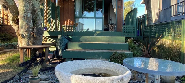 Tui Cottage a private studio with your own entrance.