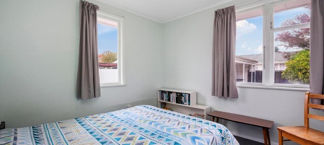 Turangi Barracks - Turangi Holiday Home