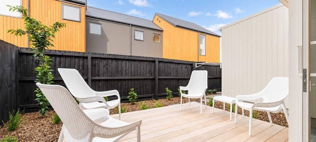 Two Storey 2BR | Private Patio | Near CBD