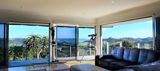 Unique Accommodation for a Couples Retreat with Ocean Views near Russell, New Zealand