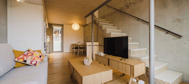 Urban Chic | 2BR Central Aptartment
