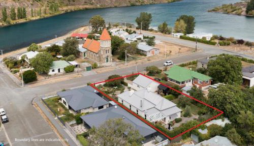 Victorian Villa - Cromwell Holiday Home