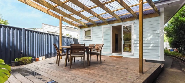 Villa Charm - Nelson Holiday Home