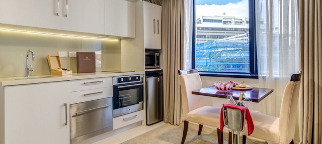 VR Queen Street - Hotel & Suites