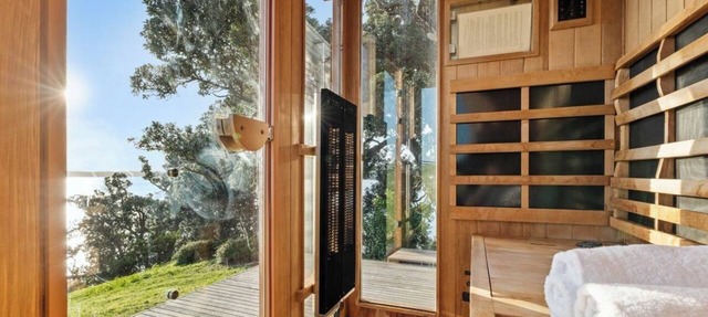 Waiheke Island Coastal Retreat