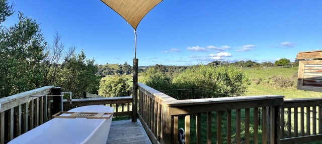 Wainui Valley Rural Retreat -Weka