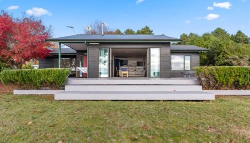 Waitetoko Waterfront - Waitetoko Holiday Home