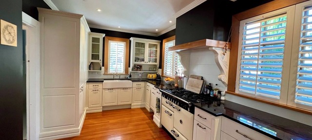 Well-Maintained Devonport Home with Ample Space!