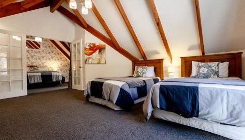 Westholm Lodge