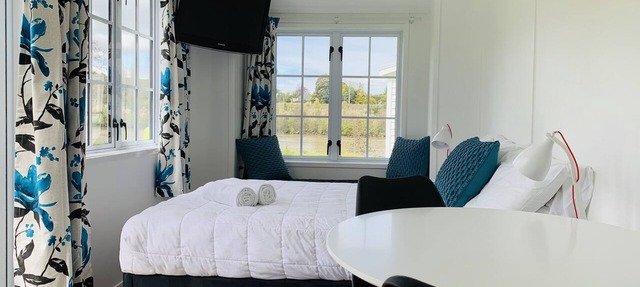 Whanganui River Top 10 Holiday Park