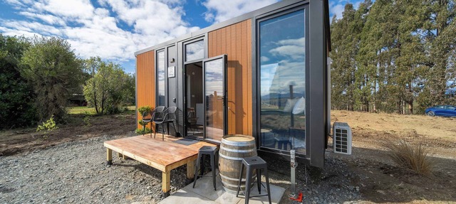 Whitestone Retreat 2 by Tiny Away