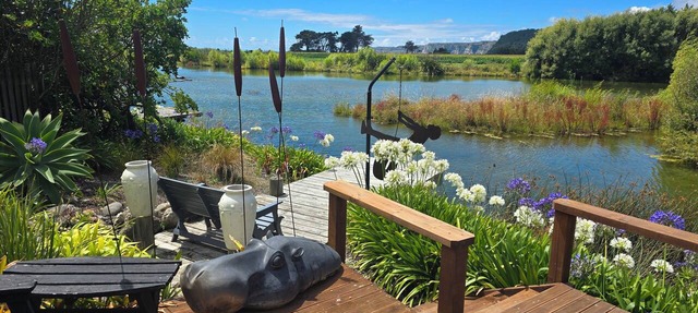 Willowstream Cottage - Te Awanga, Hawkes Bay NZ