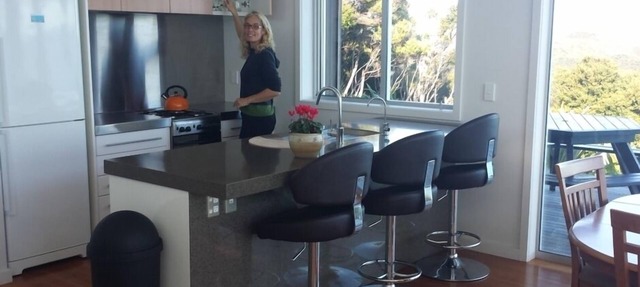 XSPOT Cliff 4WD holiday apartment for two - Spectacular 270° Hauraki Gulf views