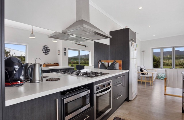 A Reel Retreat - Waihi Beach Holiday Home