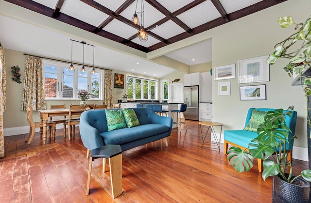 Bespoke Stays - Charming Bayswater Home