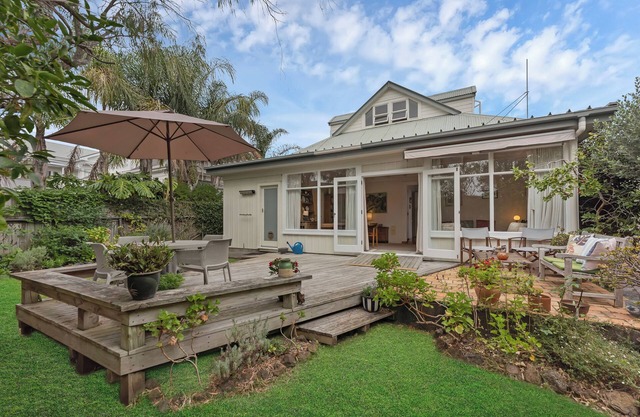 Bespoke Stays - Christmas Retreat