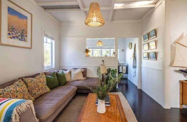 Driftwood Cottage - Our Island