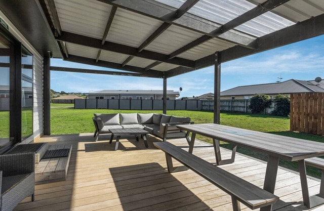 Eddyville – Laid-Back Cabin Within Easy Reach of the Beach