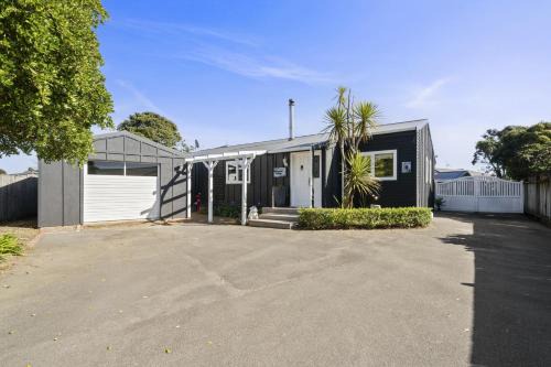 Fishermans Cottage - Waikanae Beach