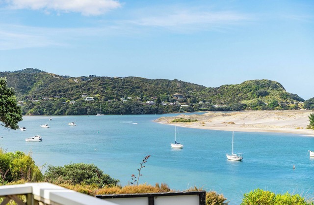 Harbourview Haven - Mangawhai Heads Holiday Home