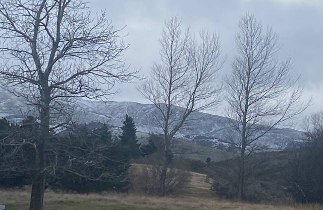 Heritage cottage, Central Otago. Close to Dunstan Mountain Range and Omakau.